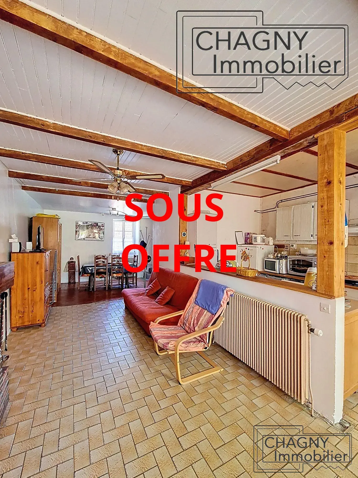 Maison ancienne à vendre à Crèot avec cave et grange de 100 m²