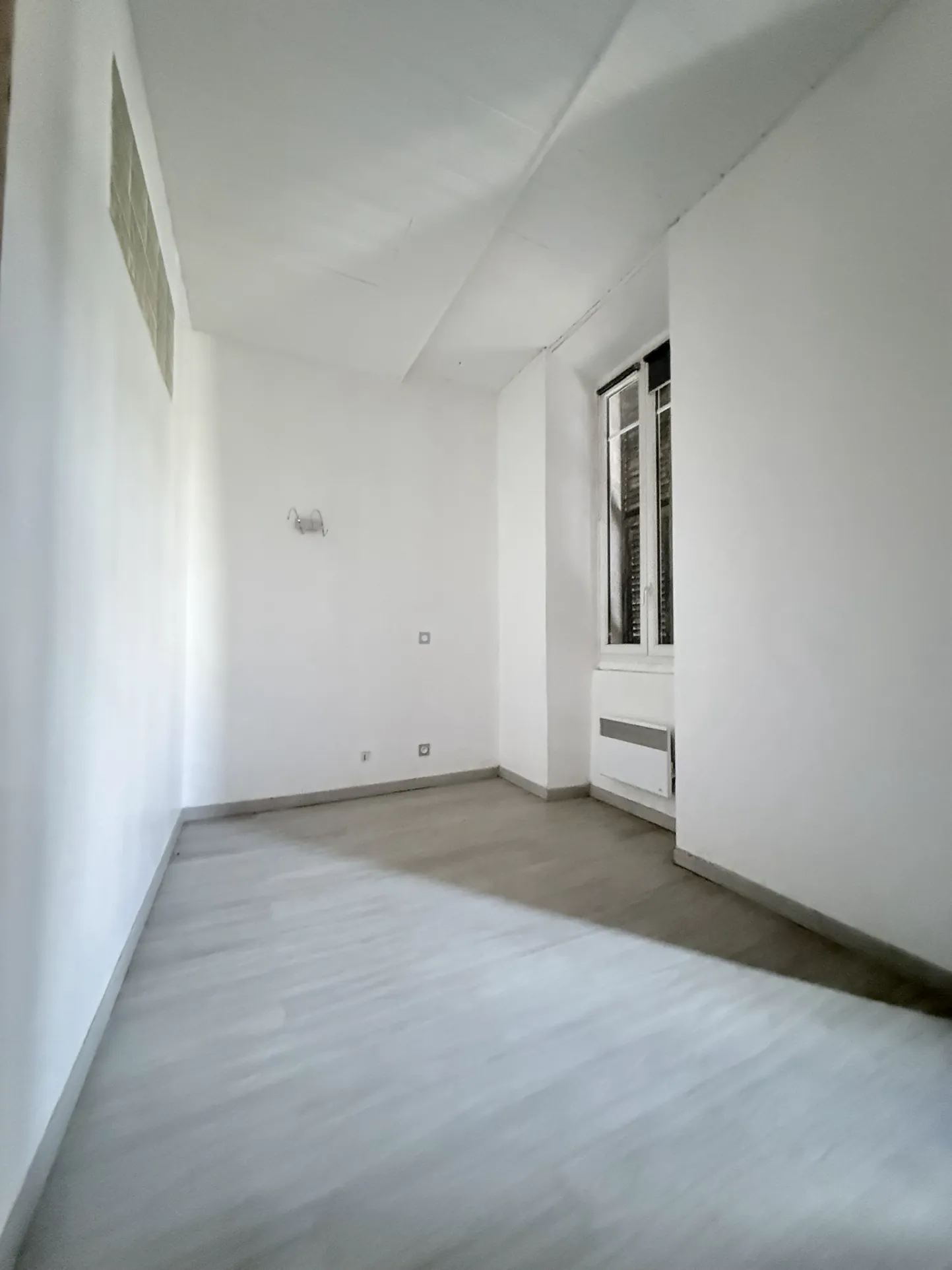 Appartement T5 à vendre à Sospel avec 3 chambres et 104 m² 