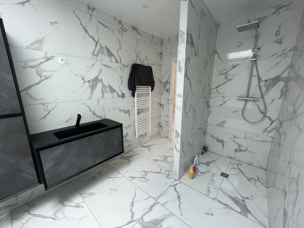 Magnifique pavillon neuf de plain-pied avec garage et annexe à Grugies 