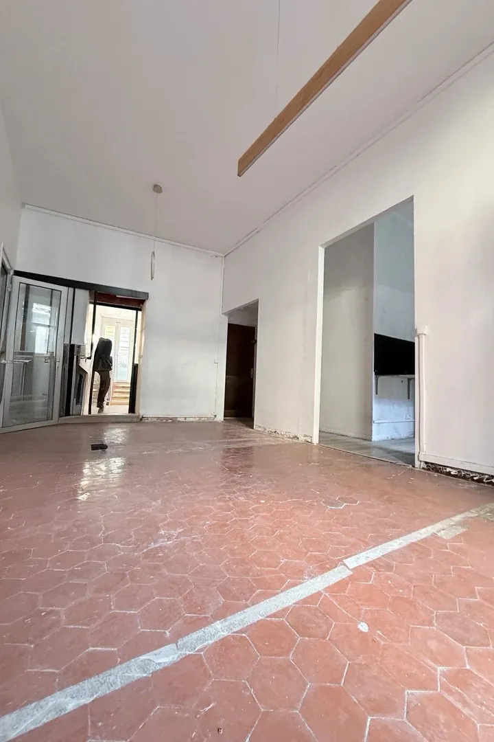 Appartement T5 à vendre à Sospel avec 3 chambres et 104 m² 