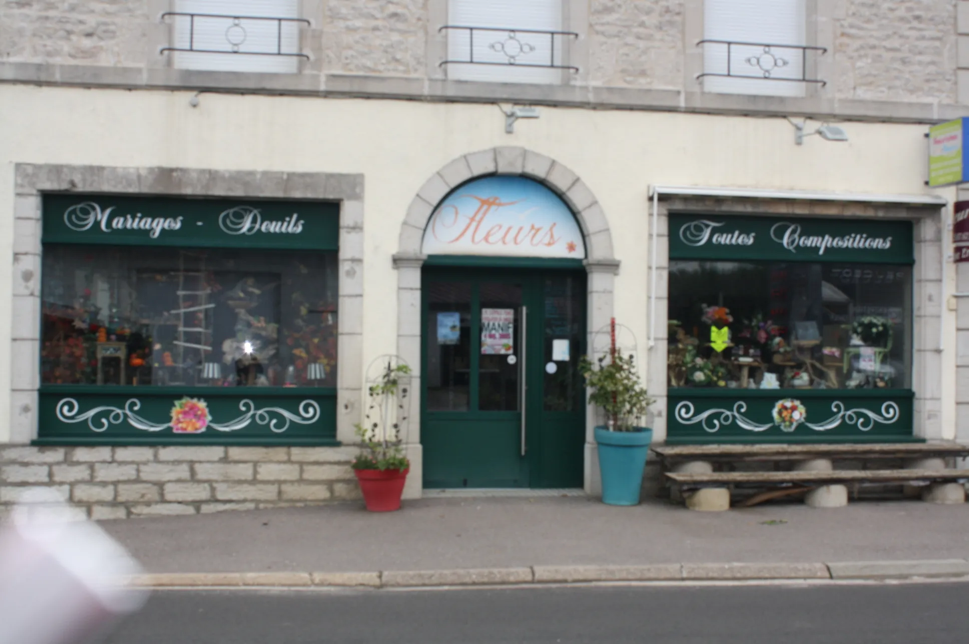 Fonds de commerce fleuriste à Chalindrey – Emplacement passants, clientèle fidèle et rentabilité assurée