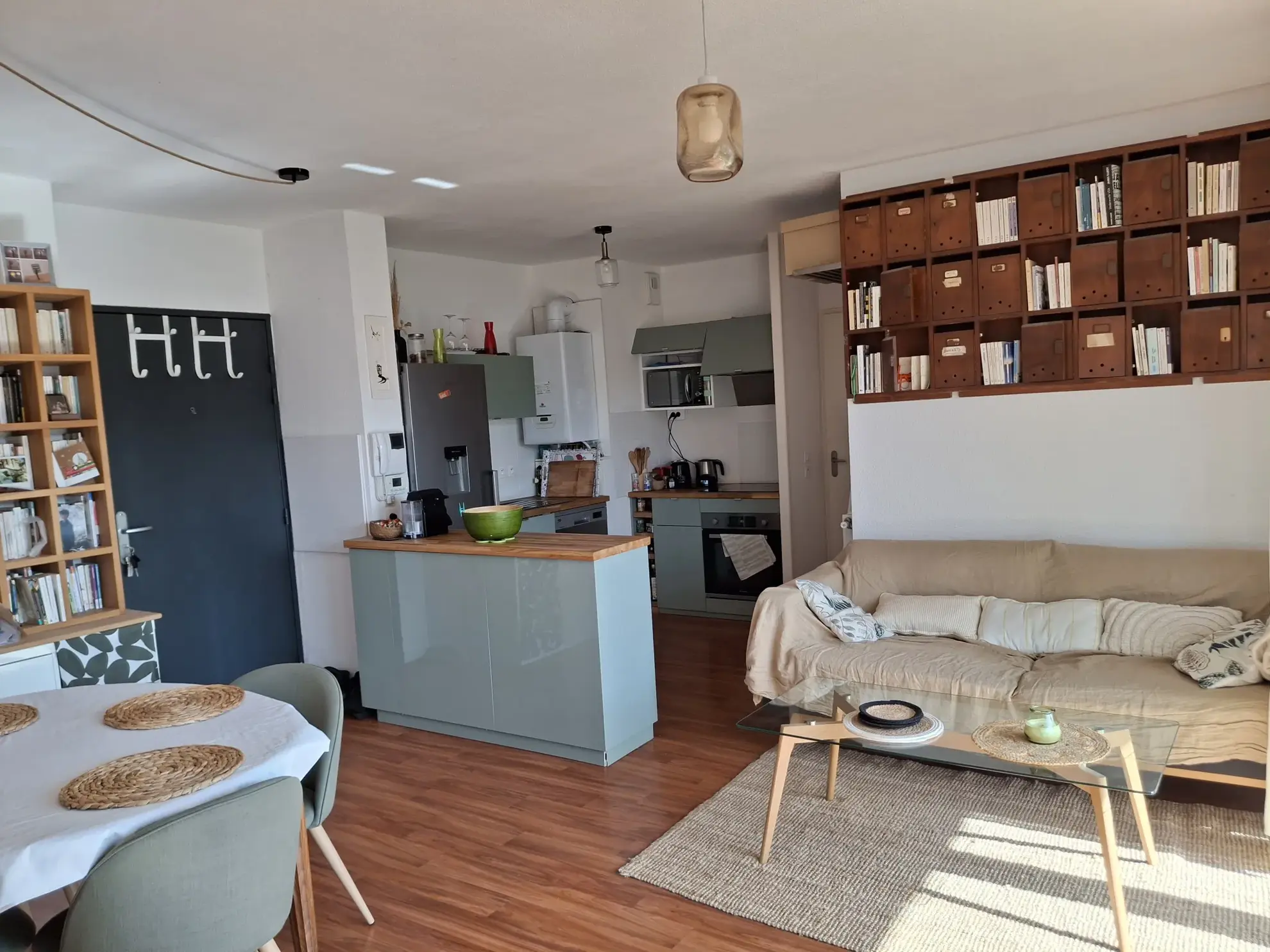 Appartement T3 de 60 m² avec balcon et parking sécurisé au Taillan-Médoc 