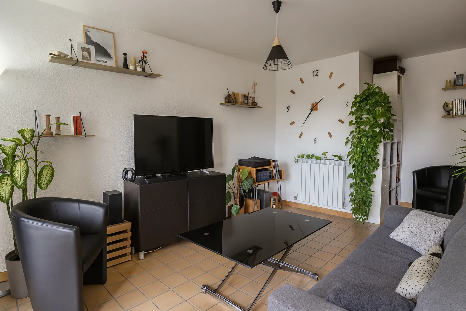 Appartement T2 à Bandol avec terrasse, cave et ascenseur - Idéal primo-accédant ou investisseur 