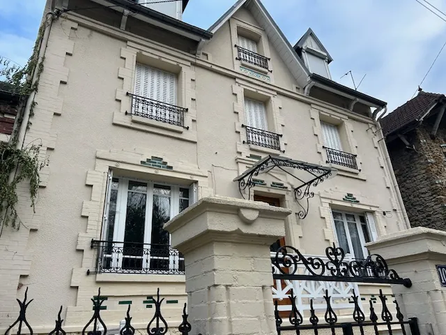 Maison bourgeoise à Liancourt avec gros potentiel et jardin clos