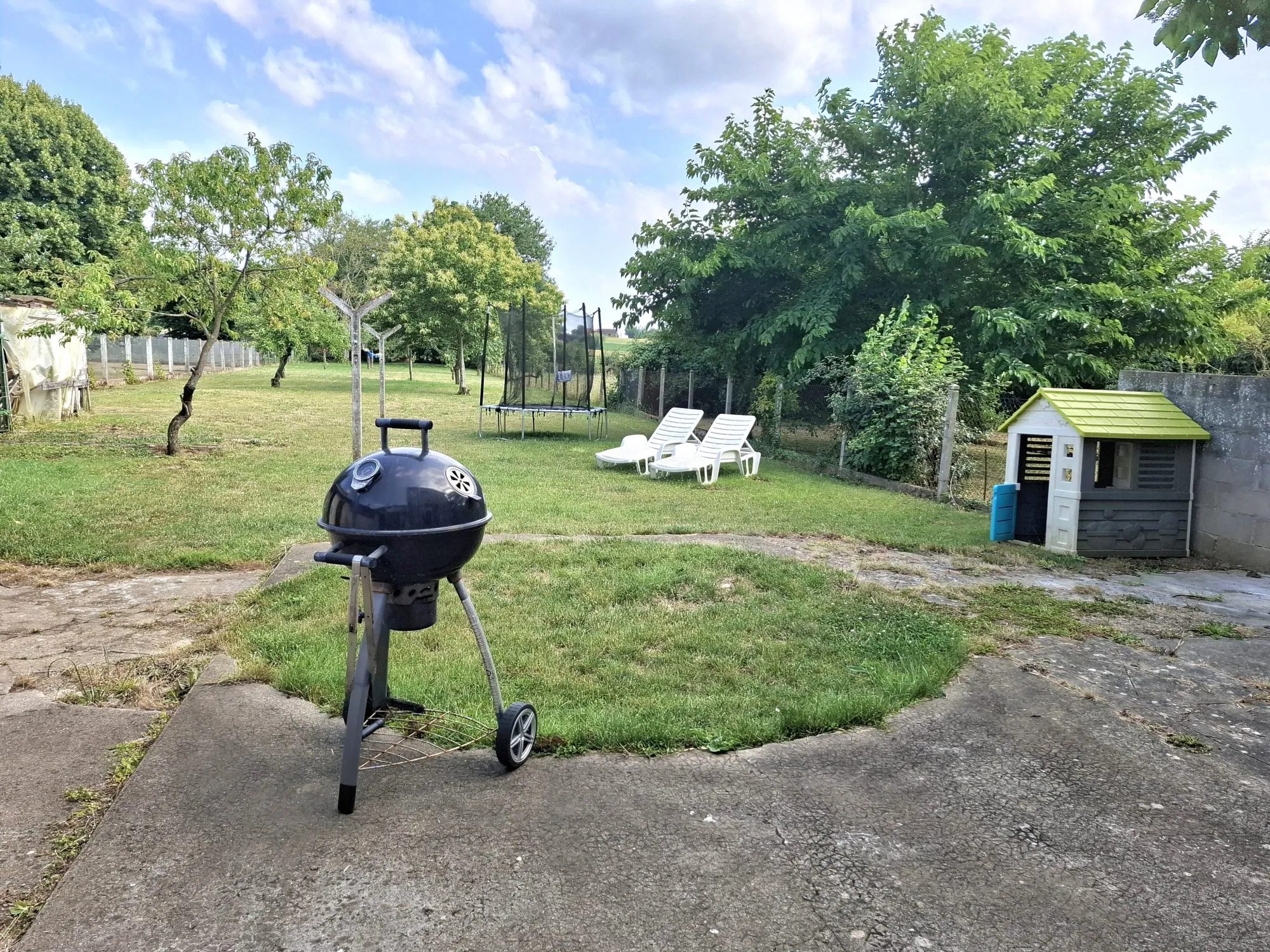 Grande maison familiale de 179 m² avec terrain de 2000 m² à René