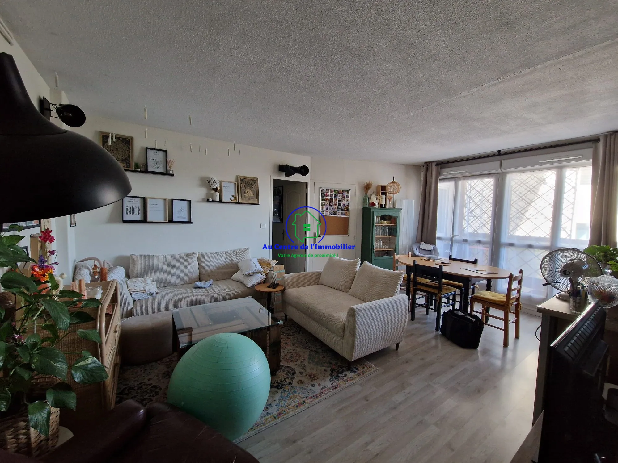 Agen Appartement 4 pièces lumineux avec balcon et parking 