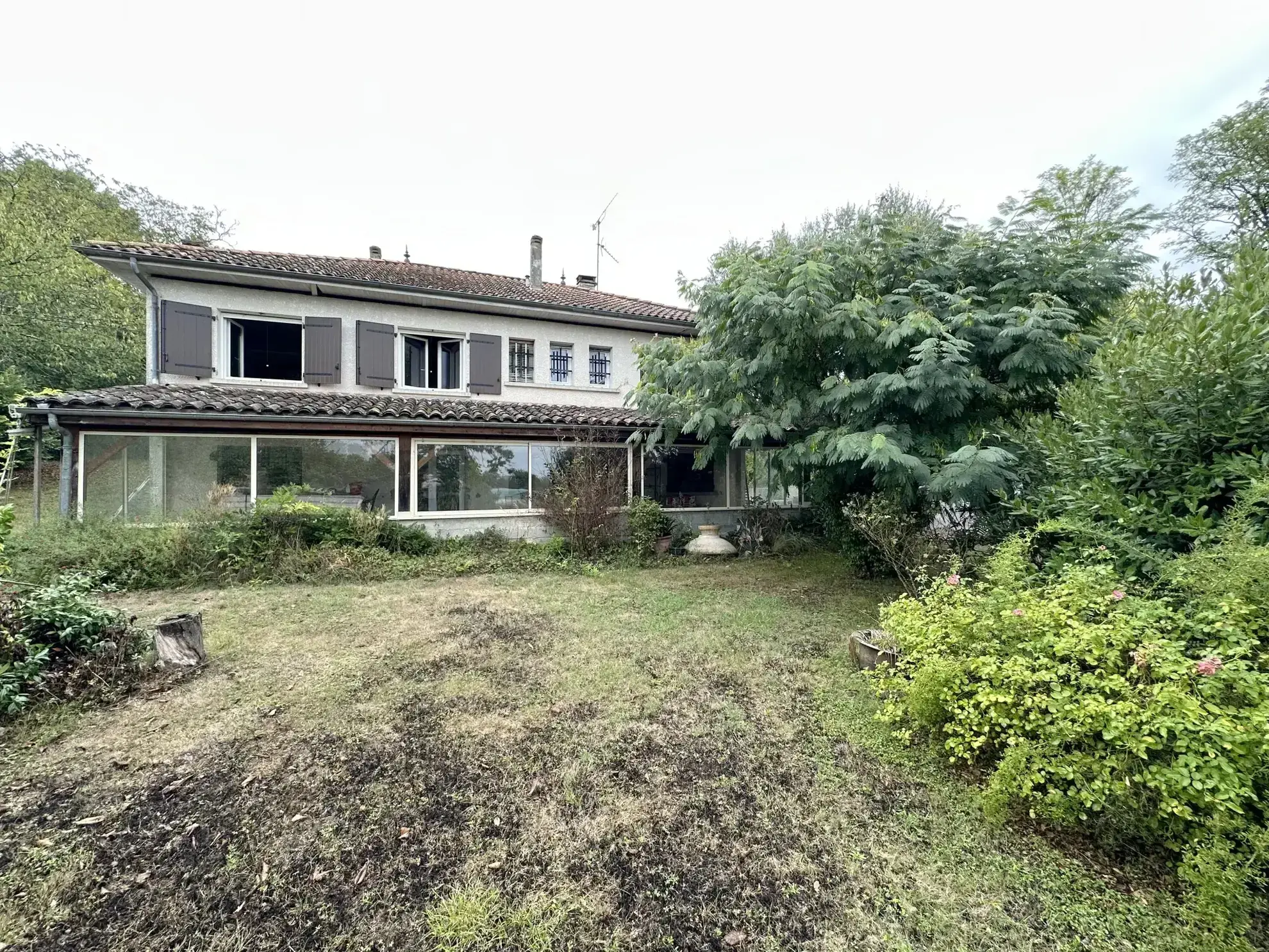 Maison à vendre de 126 m2 avec grand terrain de 4600 m2 à Moustier