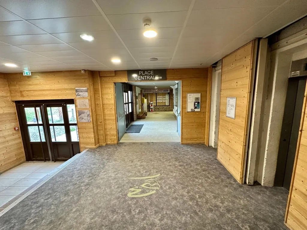 Studio rénové de 25,30 m² à Isola 2000, vue ski, emplacement idéal 