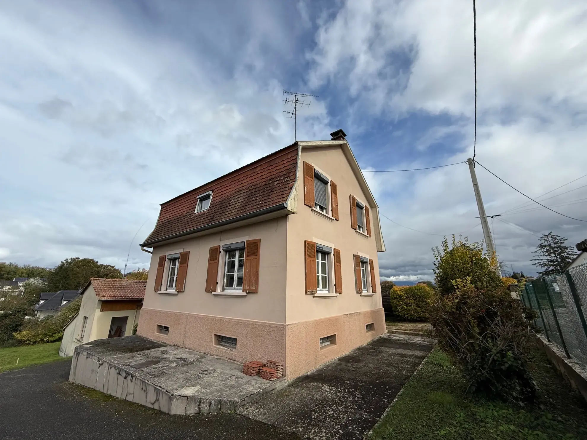 Maison familiale à rénover à Eschentzwiller - 108,22 m² sur 4,38 ares