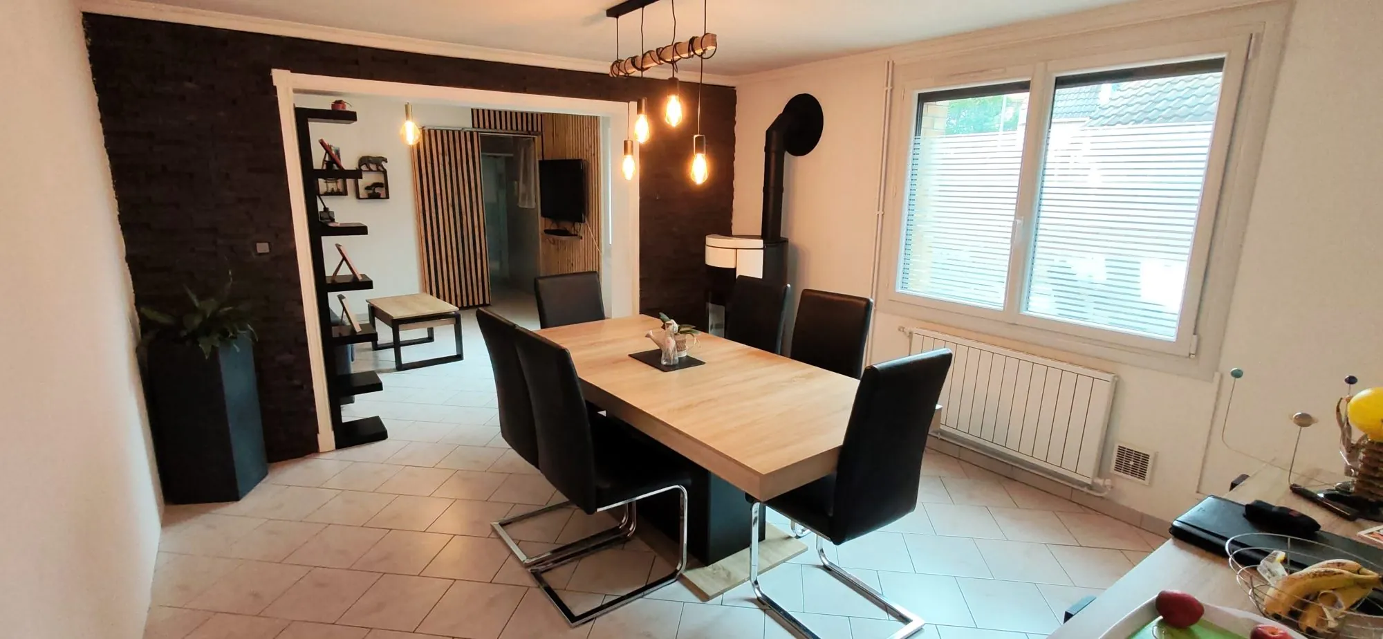 autre perspective salle à manger Charmante maison familiale de 140 m² avec jardin à Douai