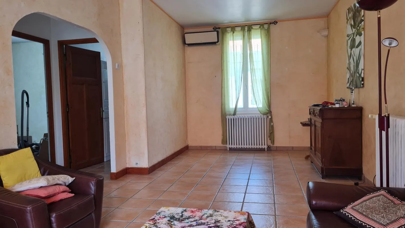 Maison de ville avec jardin à vendre à Avignon - 117 m² rénovée 