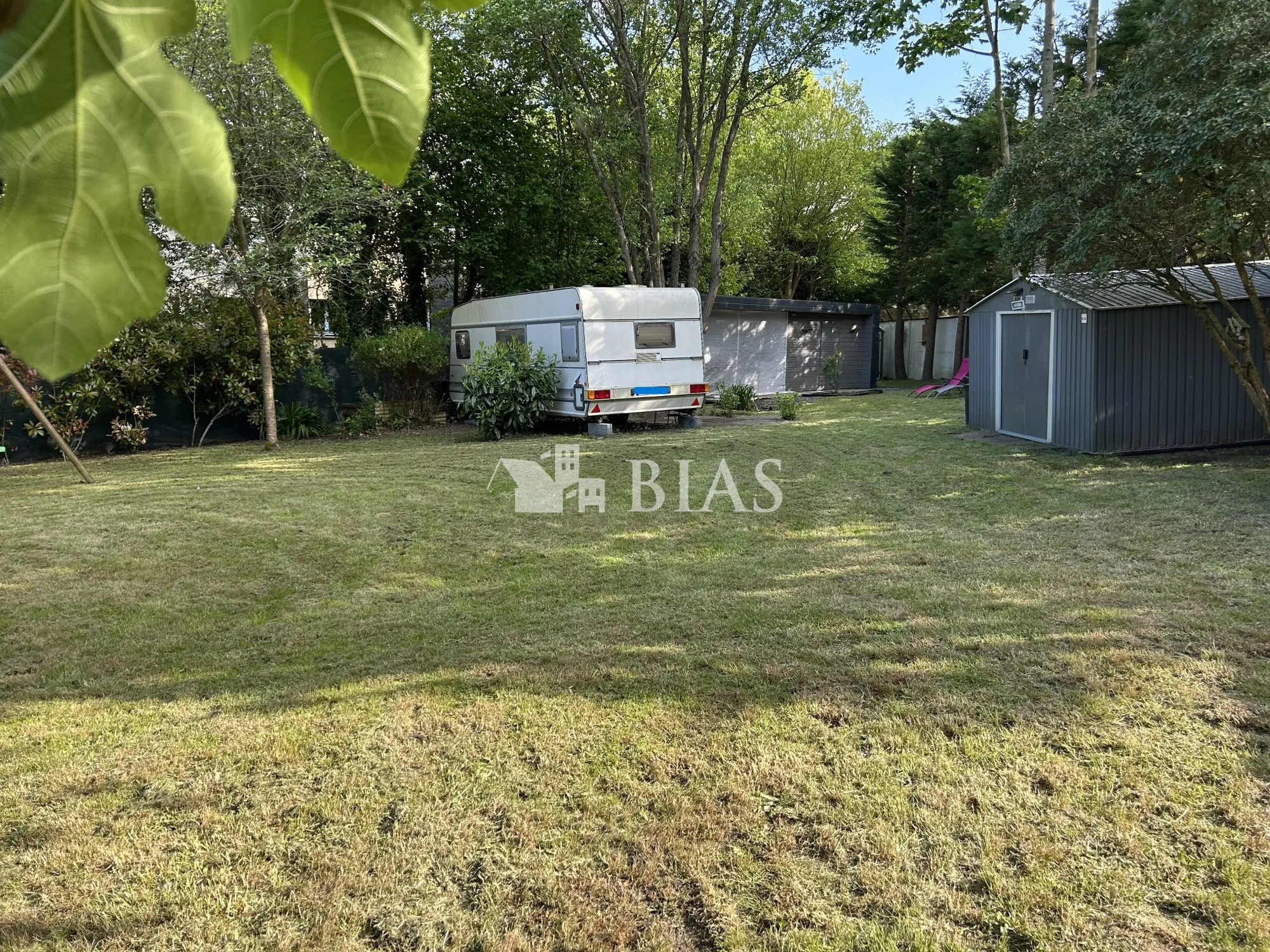 Terrain constructible à Honfleur – Côte Fleurie, 702 m², vue magnifique