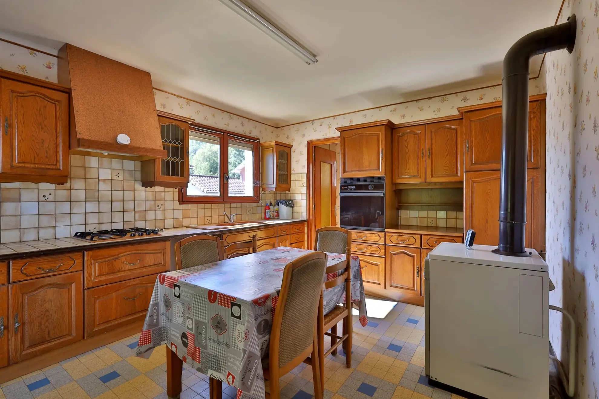 Maison familiale de 81,34 m² avec jardin et dépendance à OYTIER-SAINT-OBLAS 