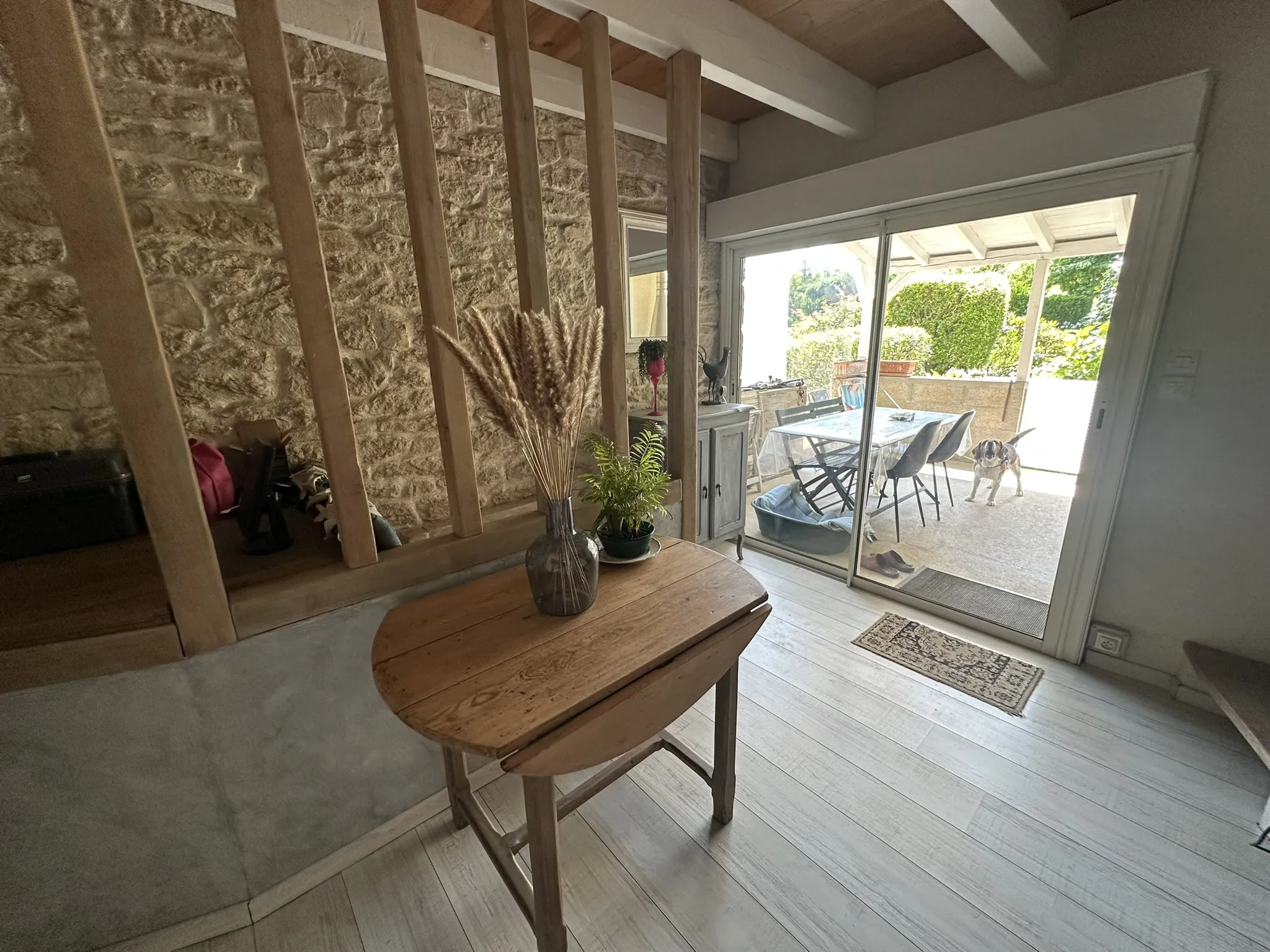 Ensemble immobilier à Saint-Barthélemy avec deux maisons indépendantes et jardin 