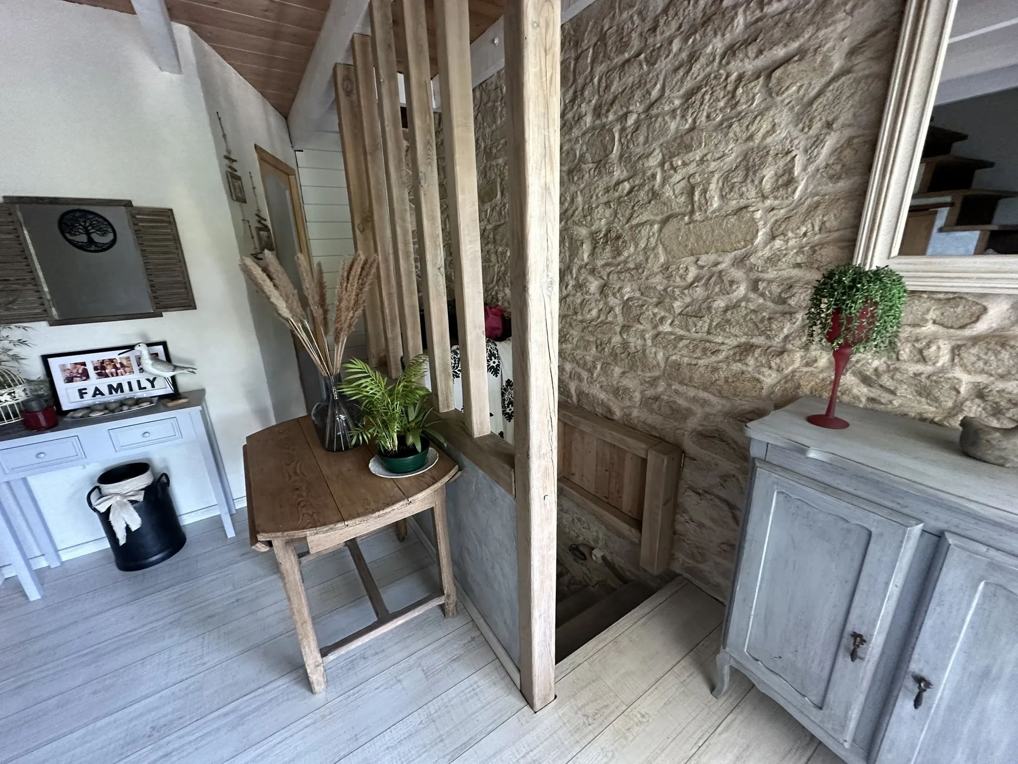 Ensemble immobilier à Saint-Barthélemy avec deux maisons indépendantes et jardin 