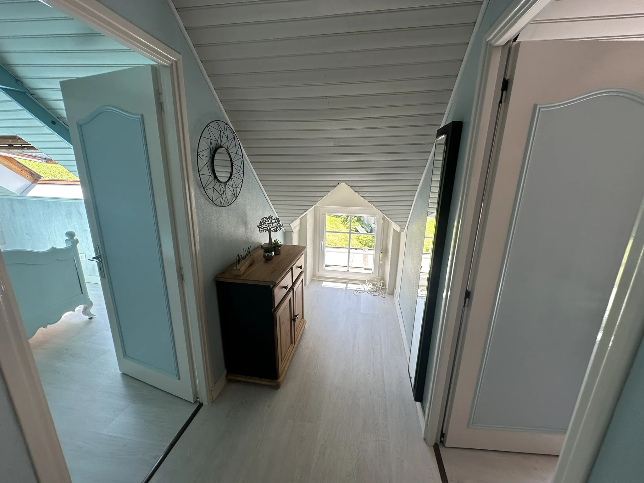 Ensemble immobilier à Saint-Barthélemy avec deux maisons indépendantes et jardin 