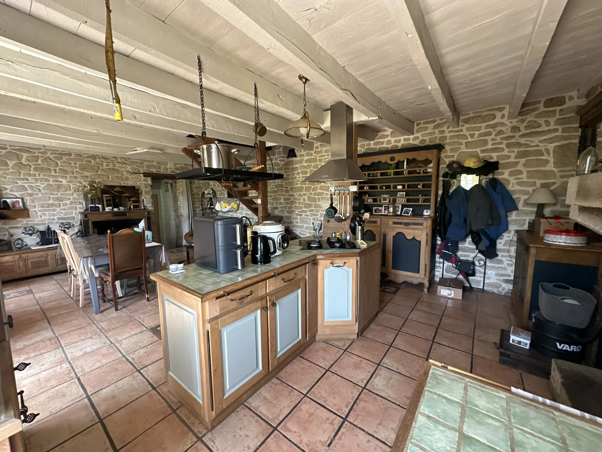 Ensemble immobilier à Saint-Barthélemy avec deux maisons indépendantes et jardin 