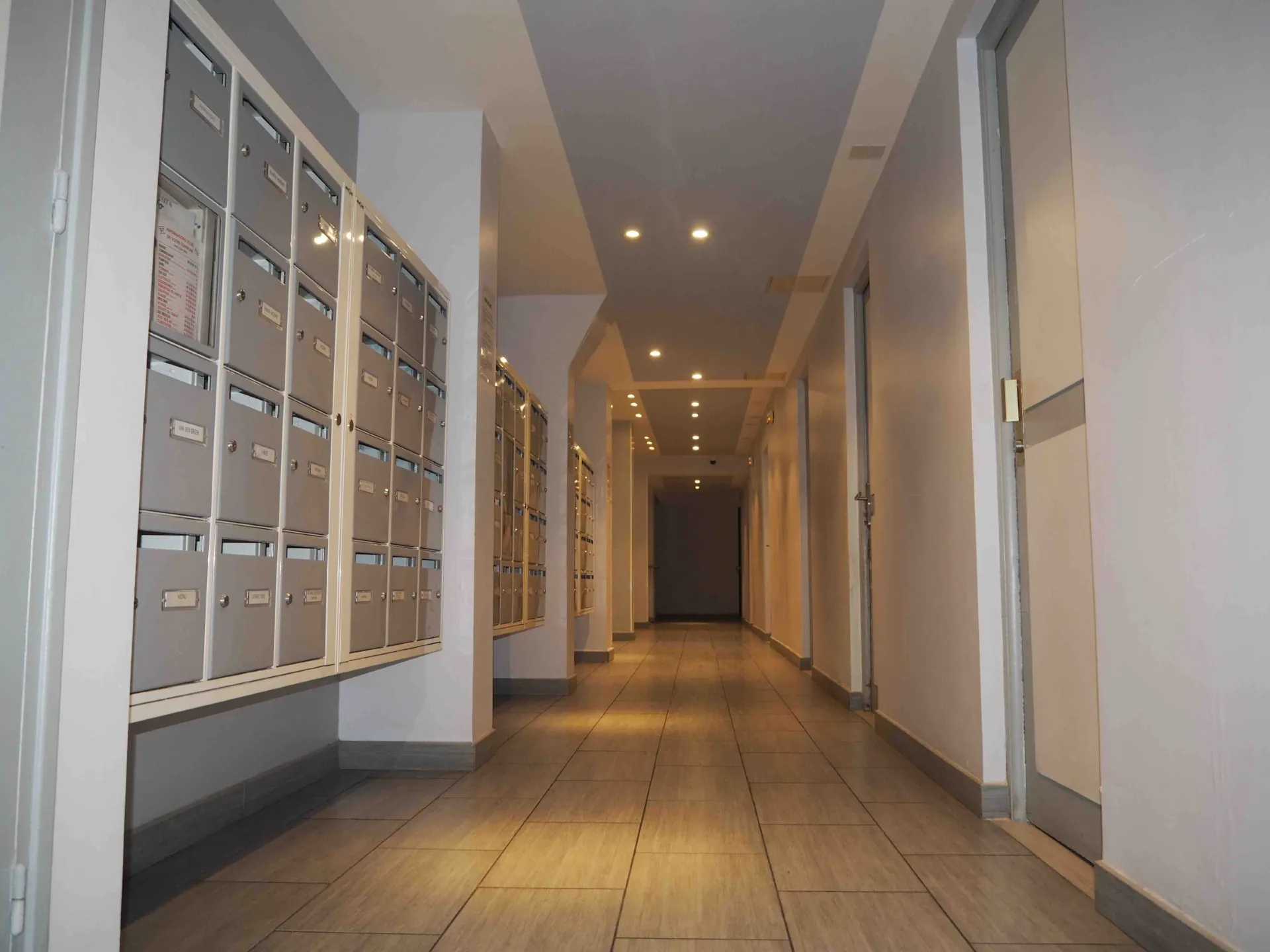 Studette à Nice proche de la Promenade des Anglais, rendement locatif attractif 