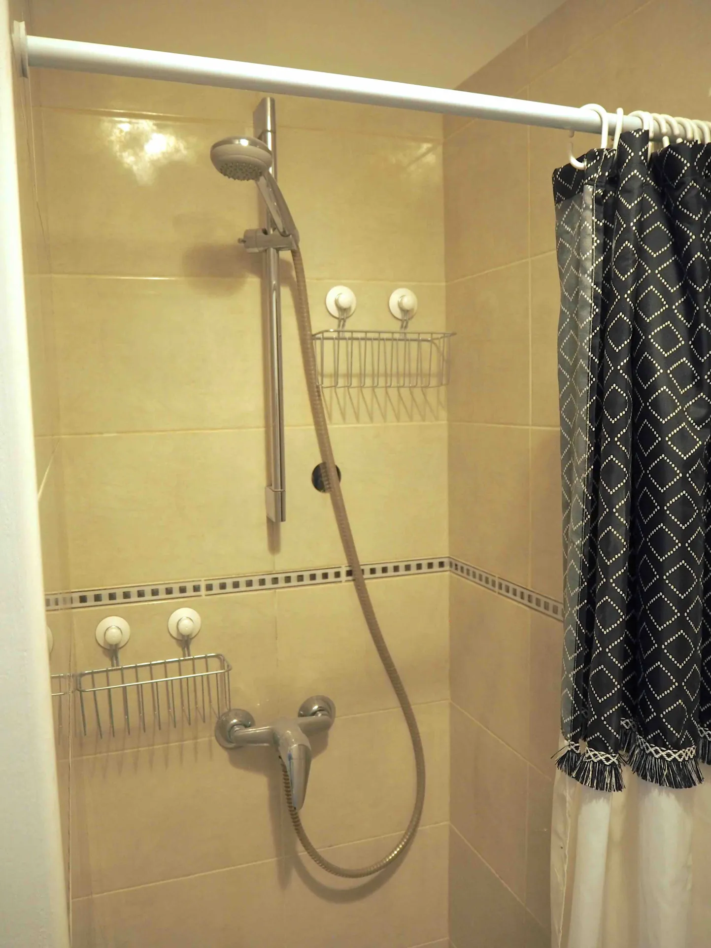 Studette à Nice proche de la Promenade des Anglais, rendement locatif attractif 