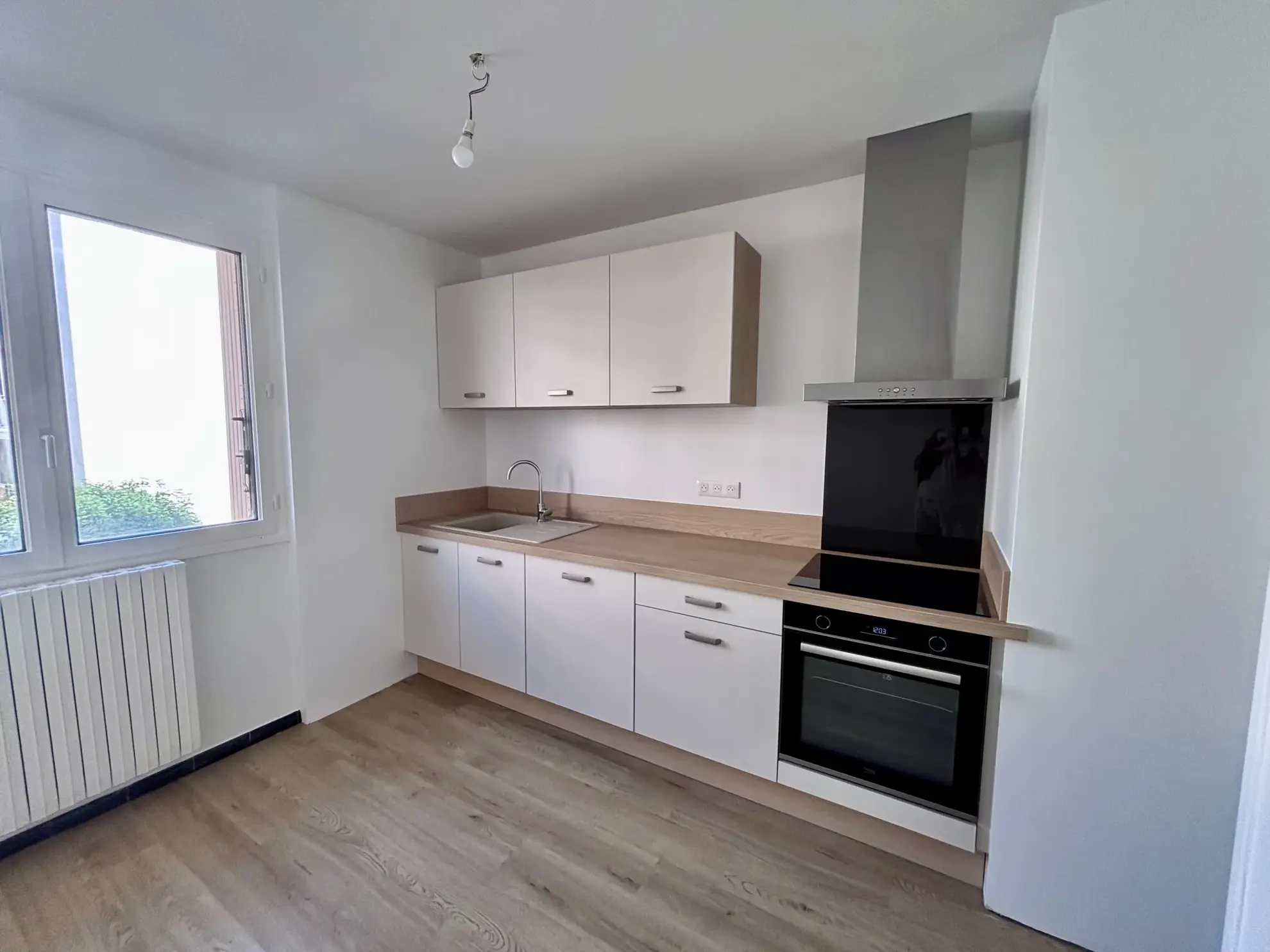 Appartement T3 rénové avec balcon au centre de Gap, proche de l'hôpital