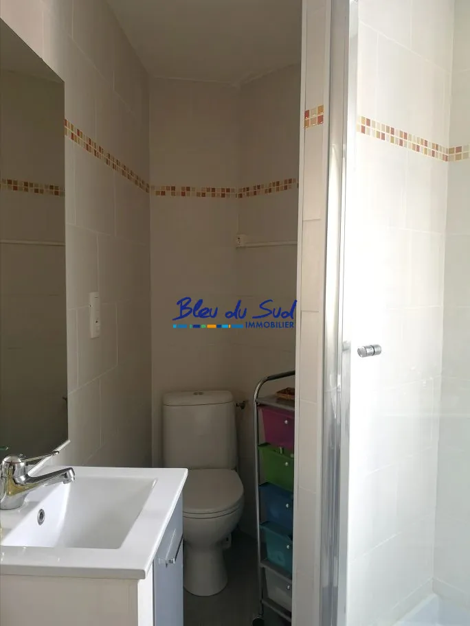 Maison de village rénovée avec terrasse panoramique à Ria-Sirach 