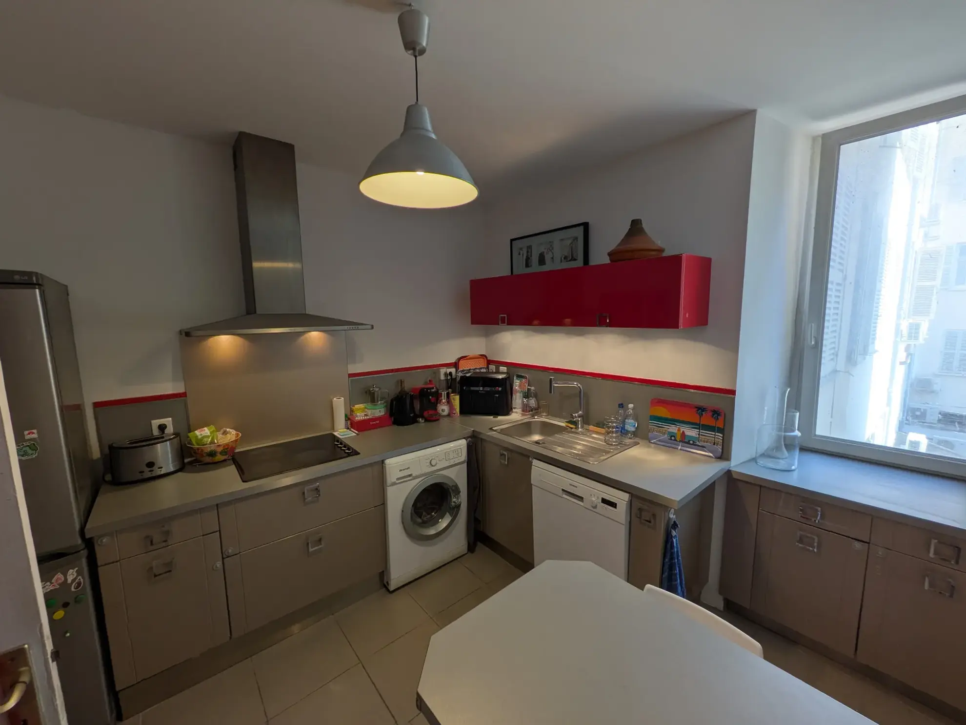 Appartement T4 de 94 m² avec ascenseur en haute ville de Toulon 