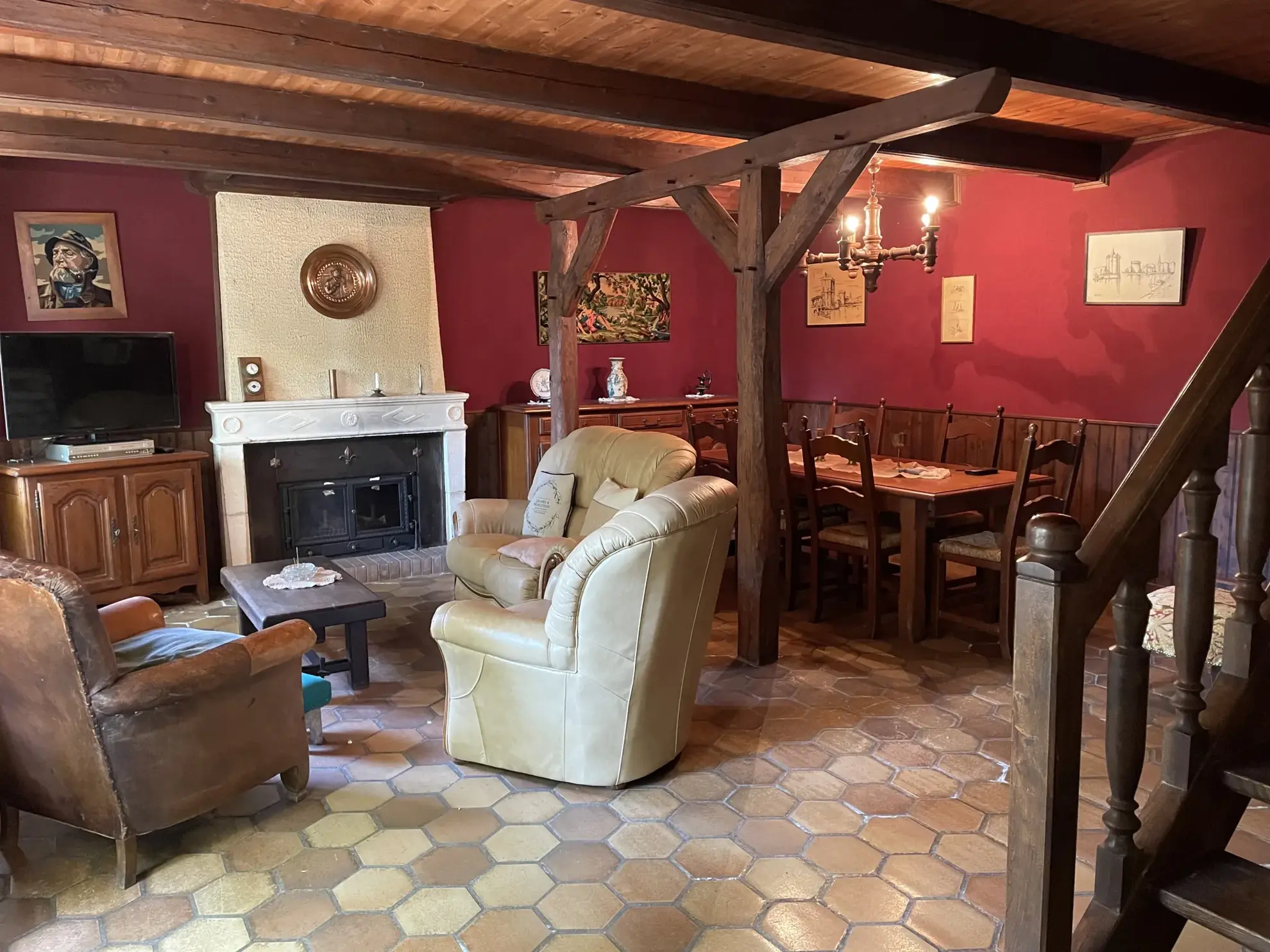 Maison ancienne à rénover avec grand terrain à Aigrefeuille d'Aunis 