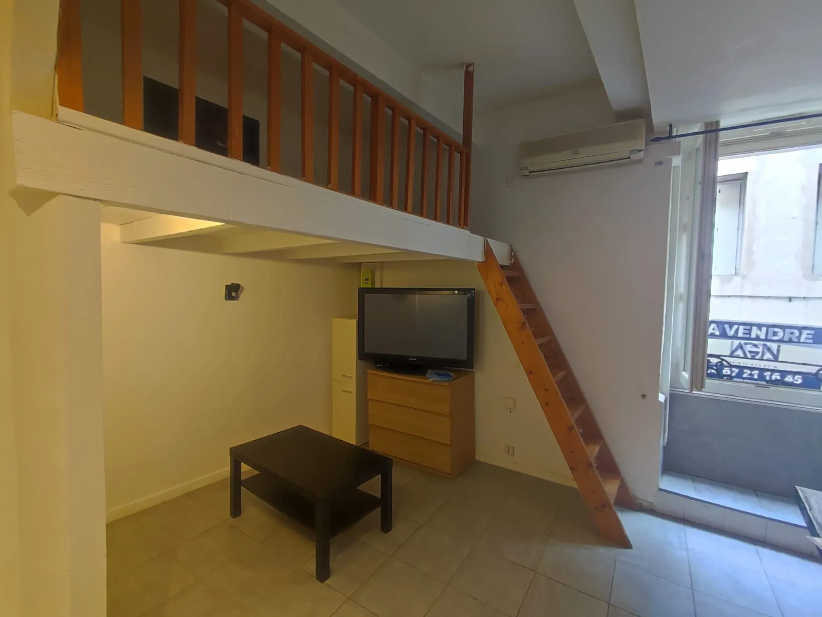 Appartement de 24m² avec mezzanine à Agde, proche plage et gare, idéal investissement ou pied-à-terre 