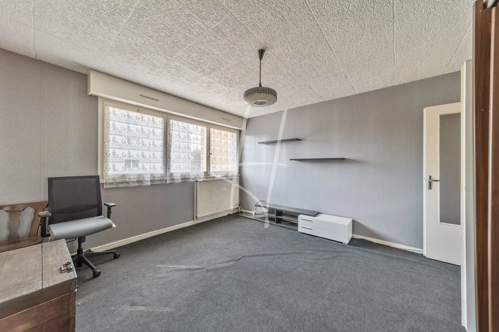 Studio 35 m² à Longeville-lès-Metz avec cave, proche de Metz
