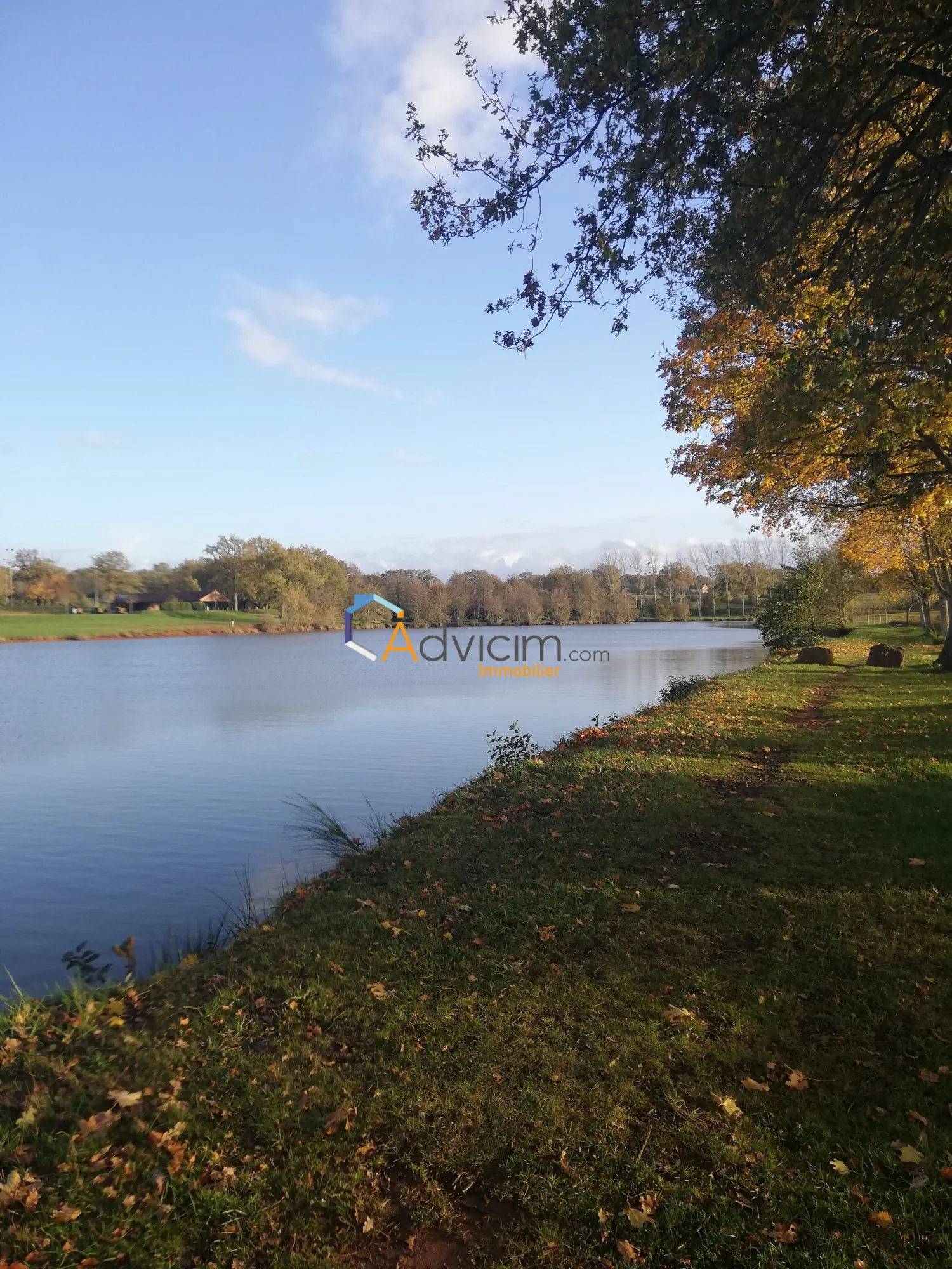 Maison à vendre à Chaillac de 127m2 avec 4 chambres et grand sous-sol, proche lac