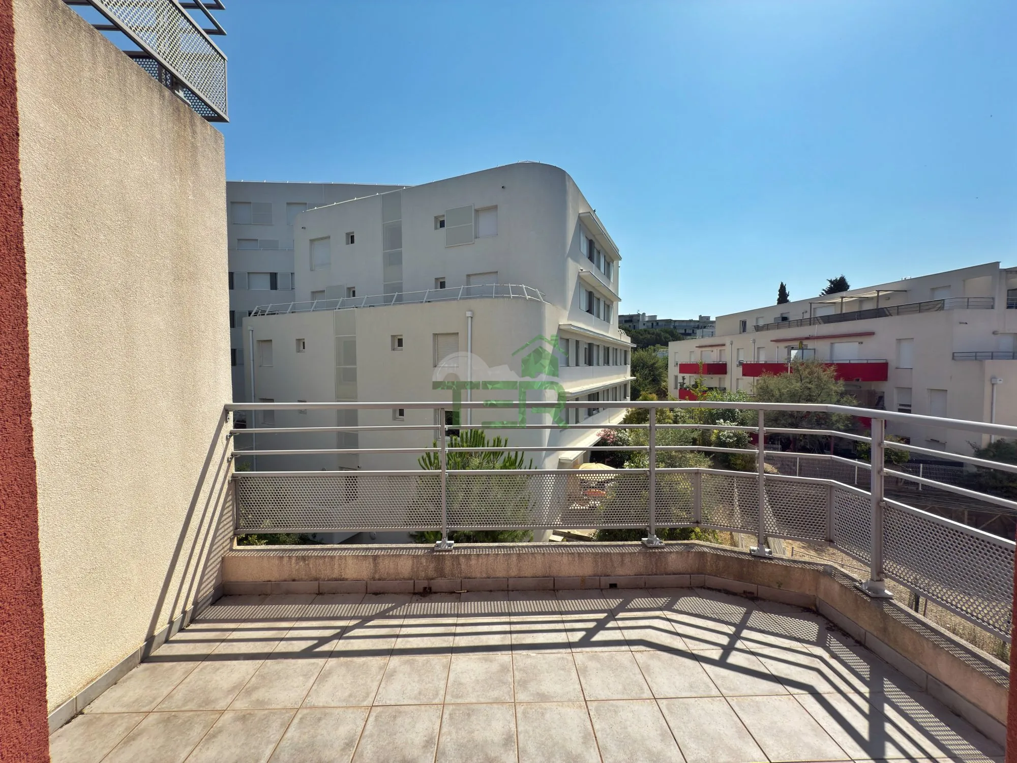Appartement T3 avec 2 terrasses et parking à Montpellier - Cellenueve proche Juvignac 