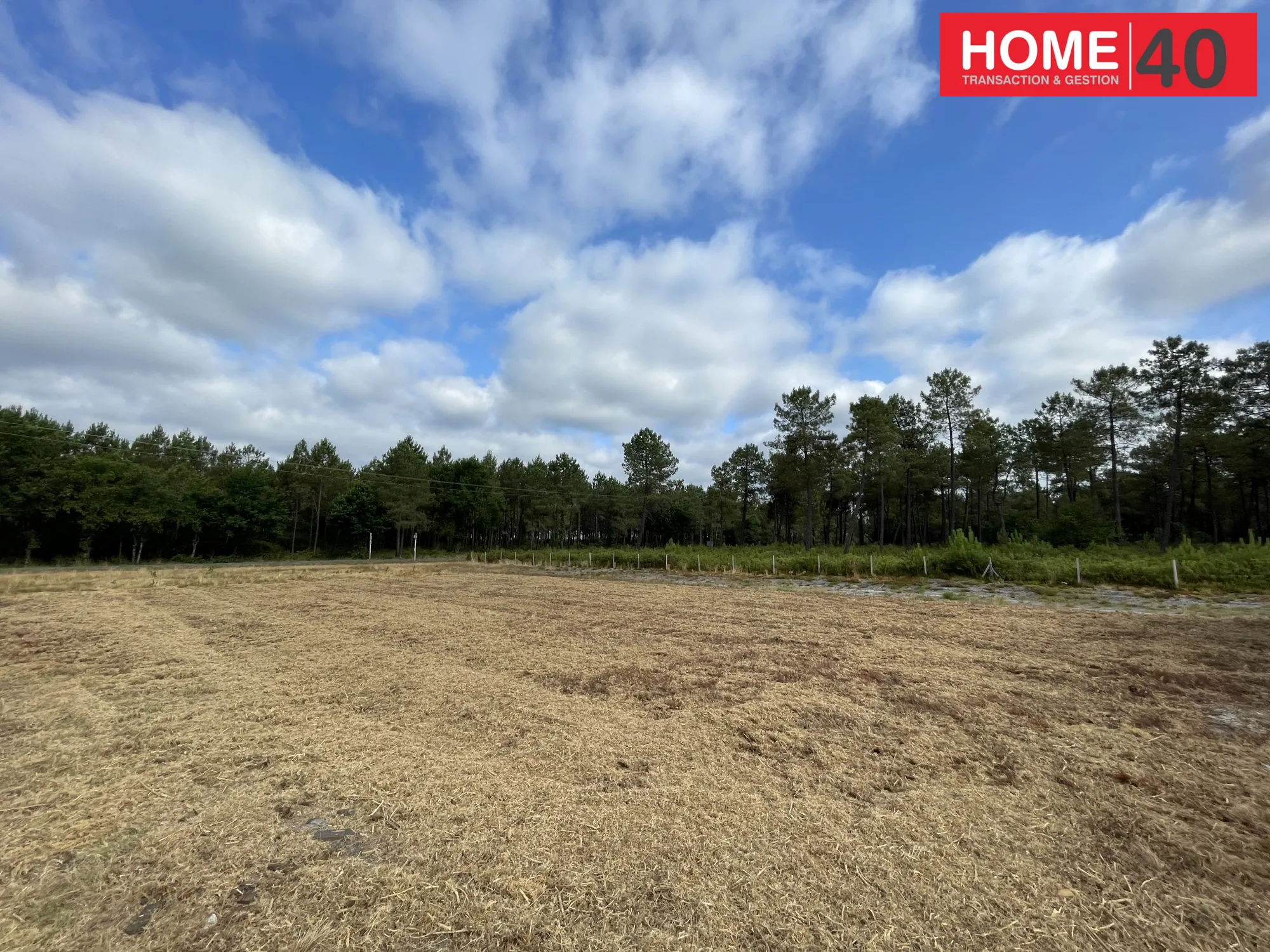Terrain constructible de 716 m² à Parentis-en-Born, proche forêt et commodités 