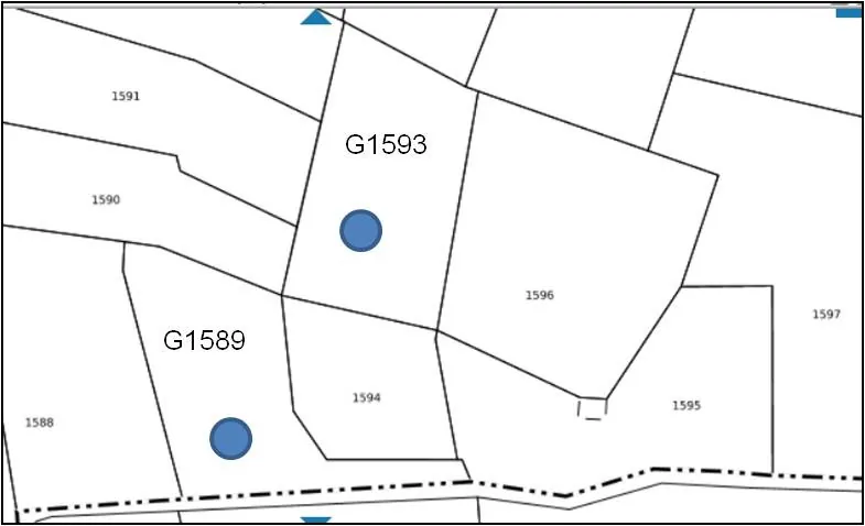 Deux terrains boisés non constructibles à Flayosc, zone Agricole et Naturelle 