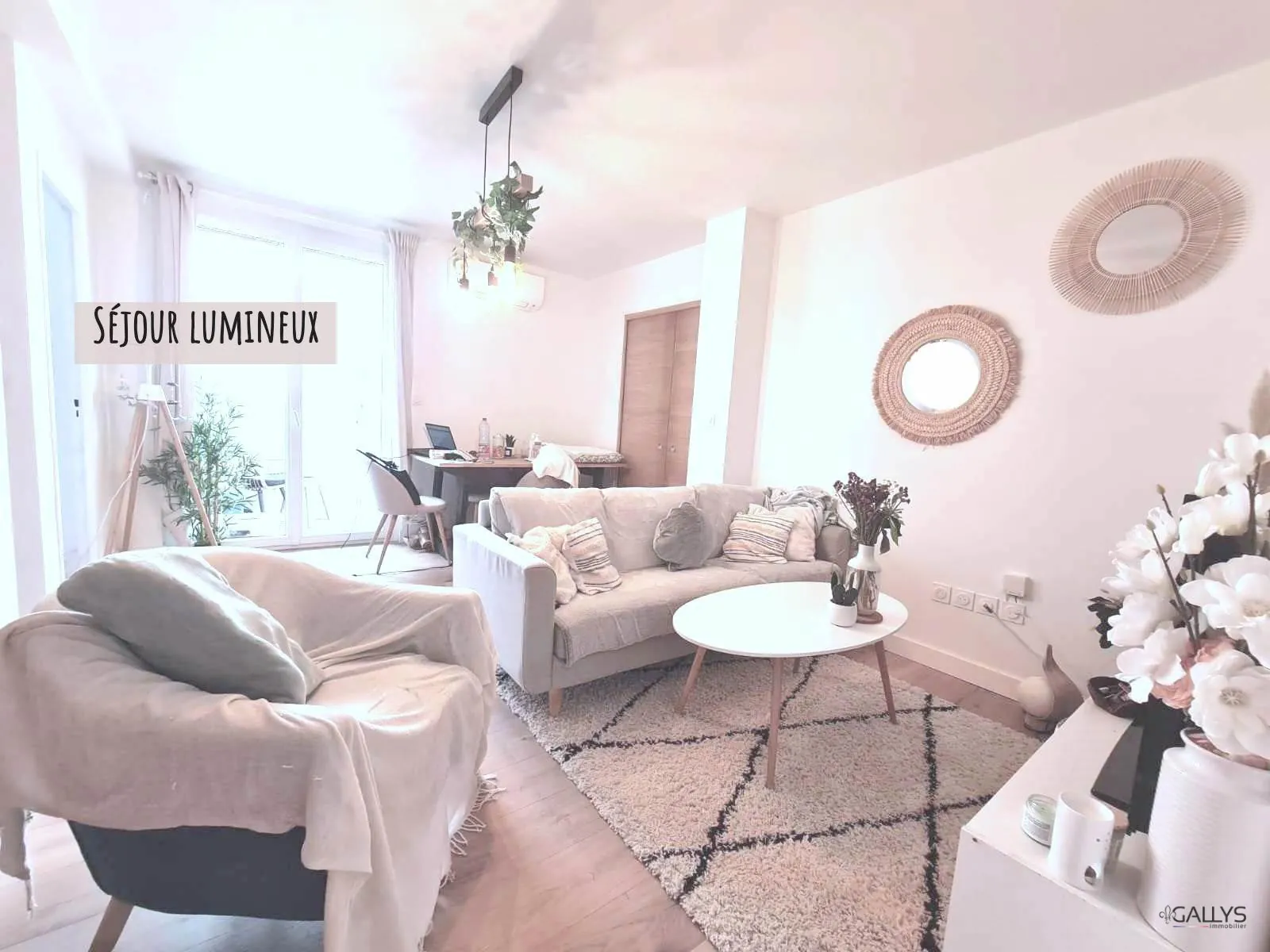 Appartement T2 rénové avec terrasse et parking à Saint-Orens-de-Gameville