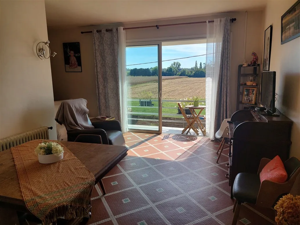 Maison d'architecte à vendre dans le Sud Gironde avec grand terrain et garage 