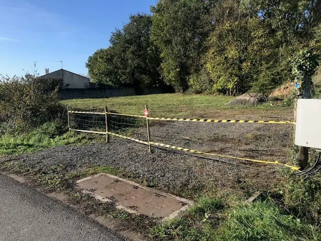 Terrain constructible de 1603 m² à Saint Médard d'Aunis 