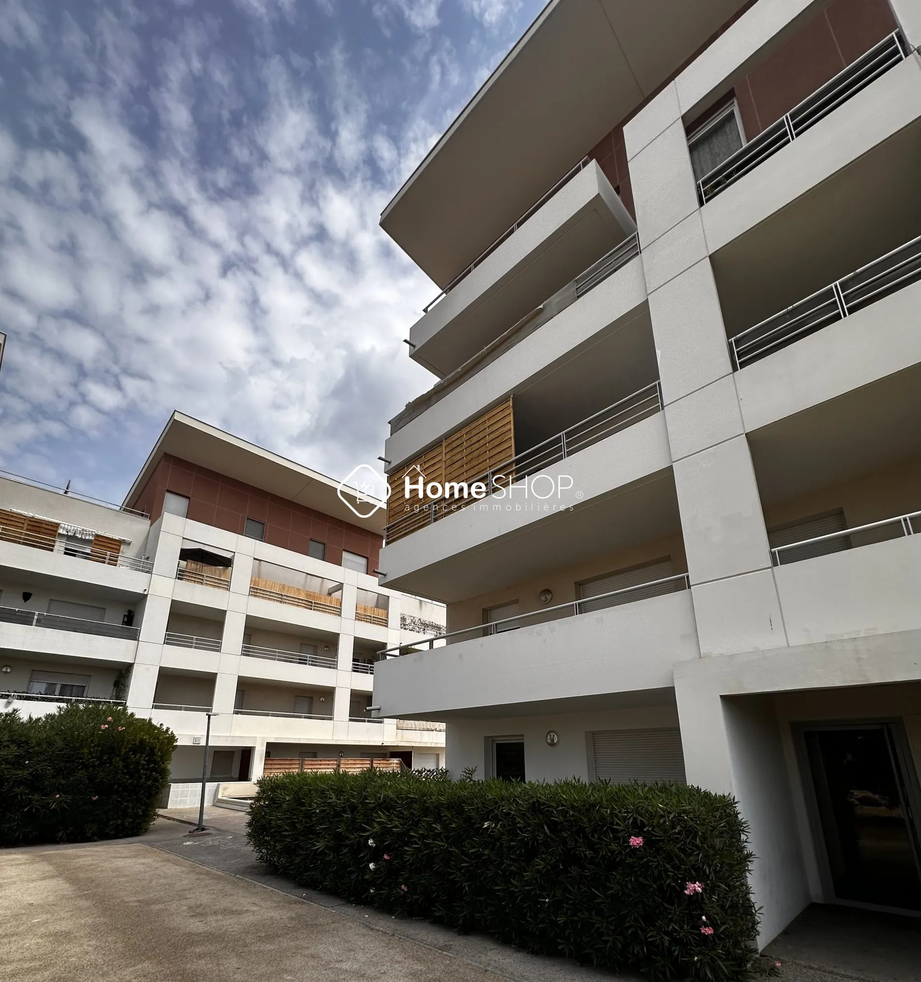 Appartement T2 lumineux avec terrasse à Marseille La Calade