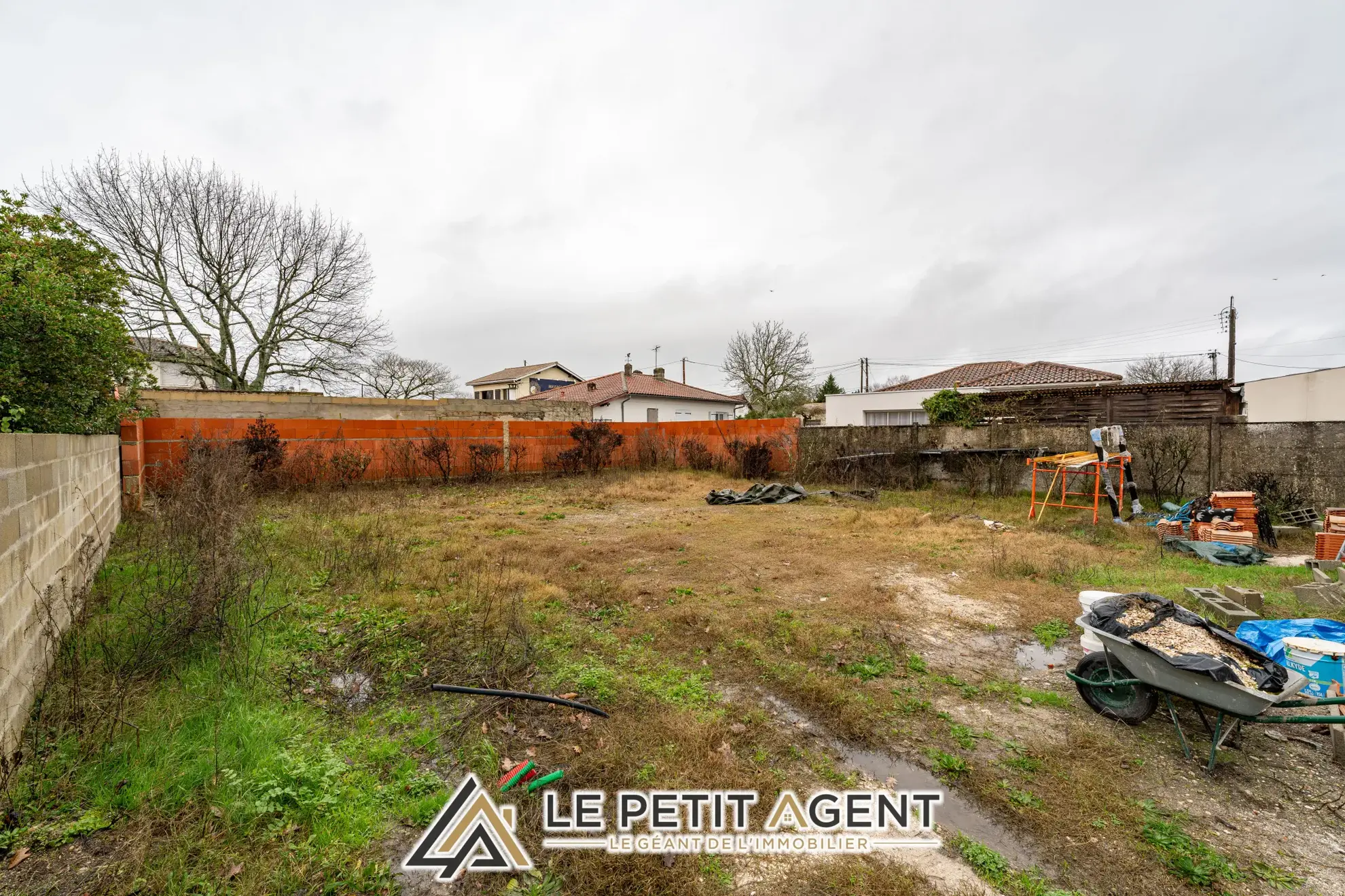 Terrain à bâtir de 374 m² à Mérignac Capeyron - Zone UM17 