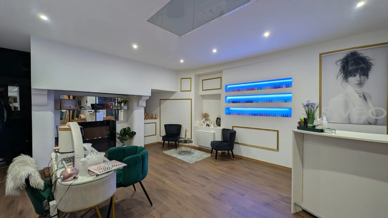 Salon de beauté polyvalent à vendre à Pontarlier - Opportunité clé en main