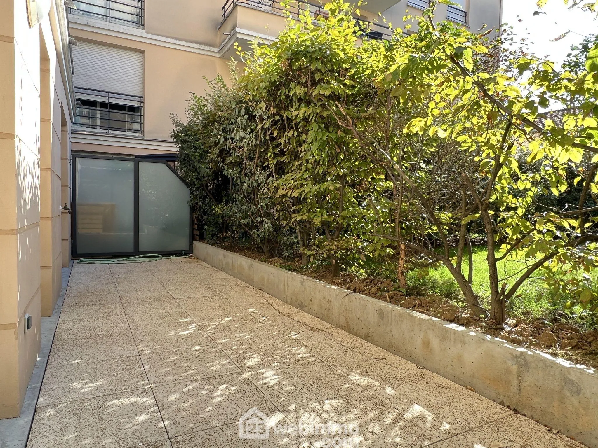 Appartement 2 pièces avec terrasse et parking à Choisy-le-Roi 