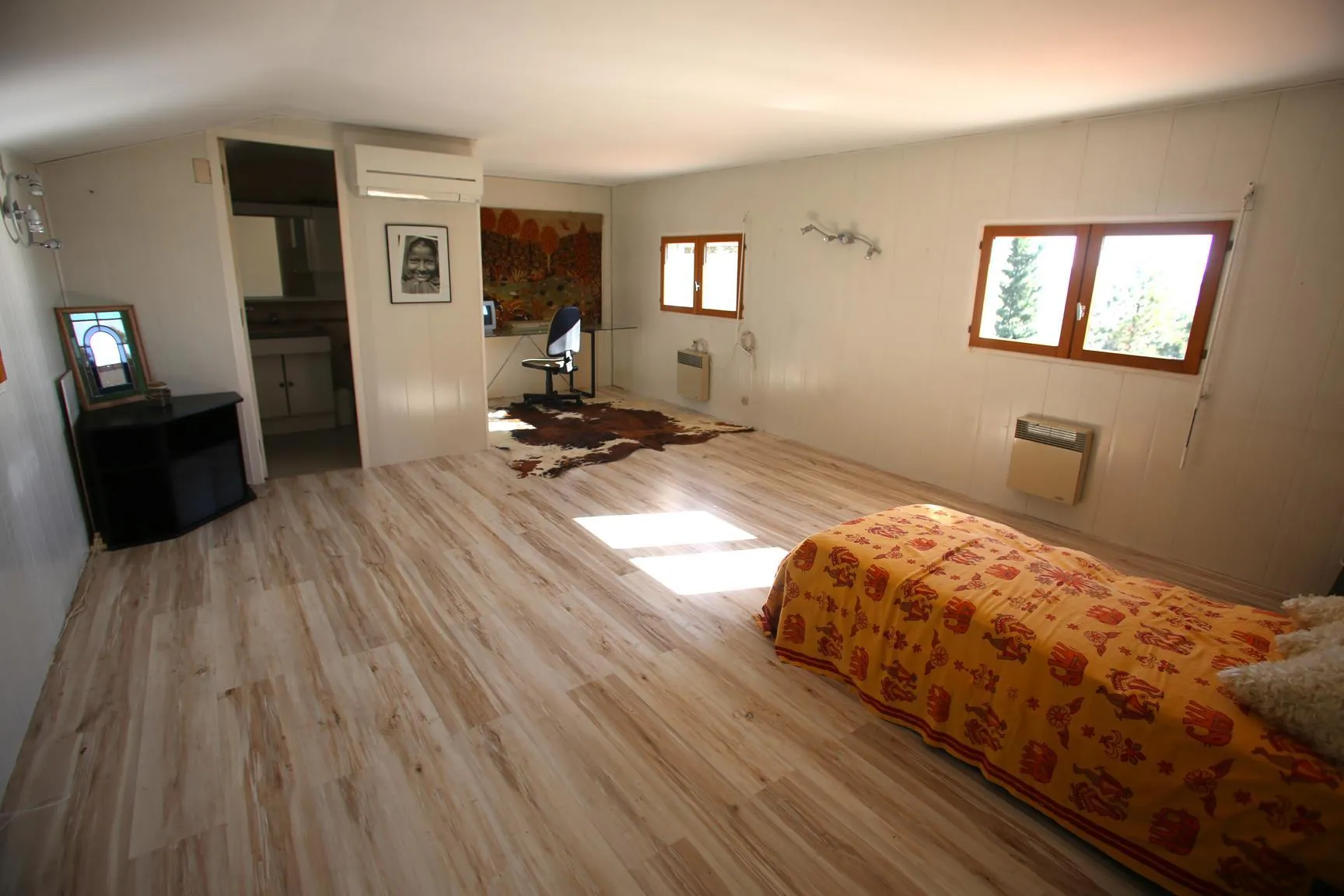 Villa en vente avec piscine et vue dominante à Albi - Maison spacieuse et bien équipée 