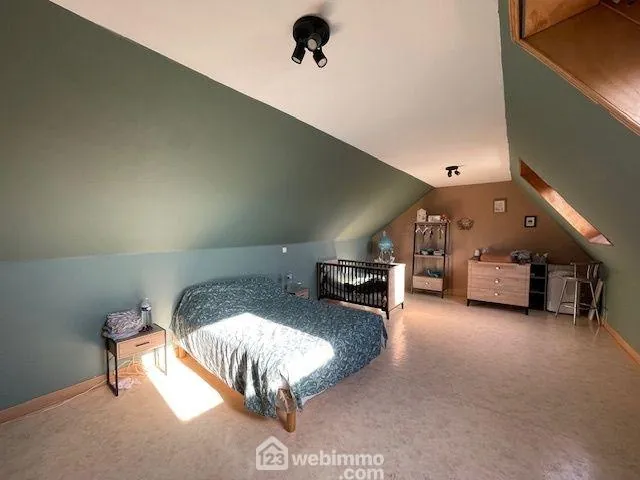 Belle maison de 115m² à Noyon avec dépendances et terrain de 1000m² 