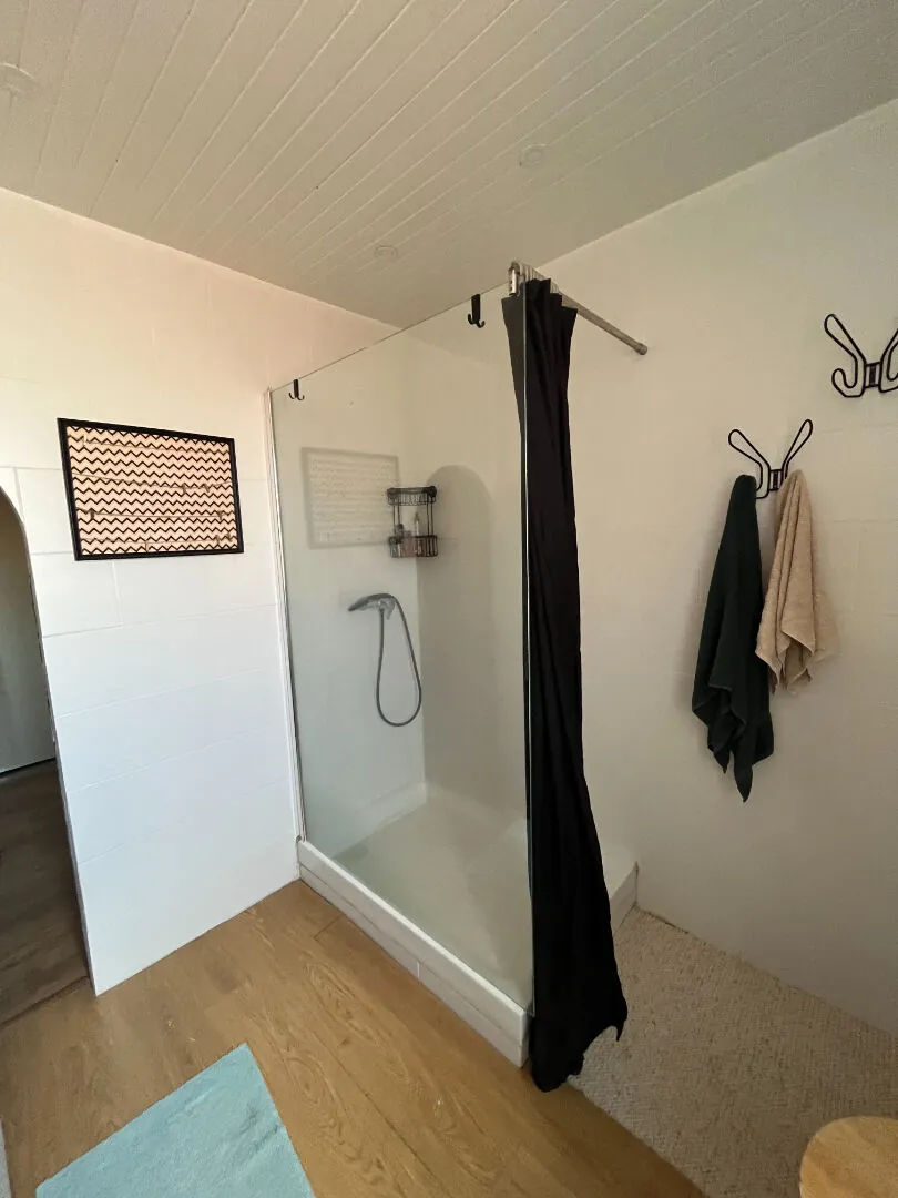 Appartement duplex 3 pièces à vendre à Laragne Monteglin 