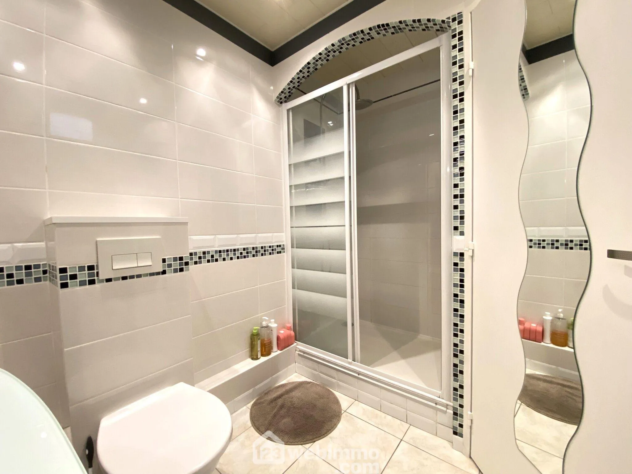 Charmante maison mitoyenne de 100 m² à Bondoufle, proche commodités 