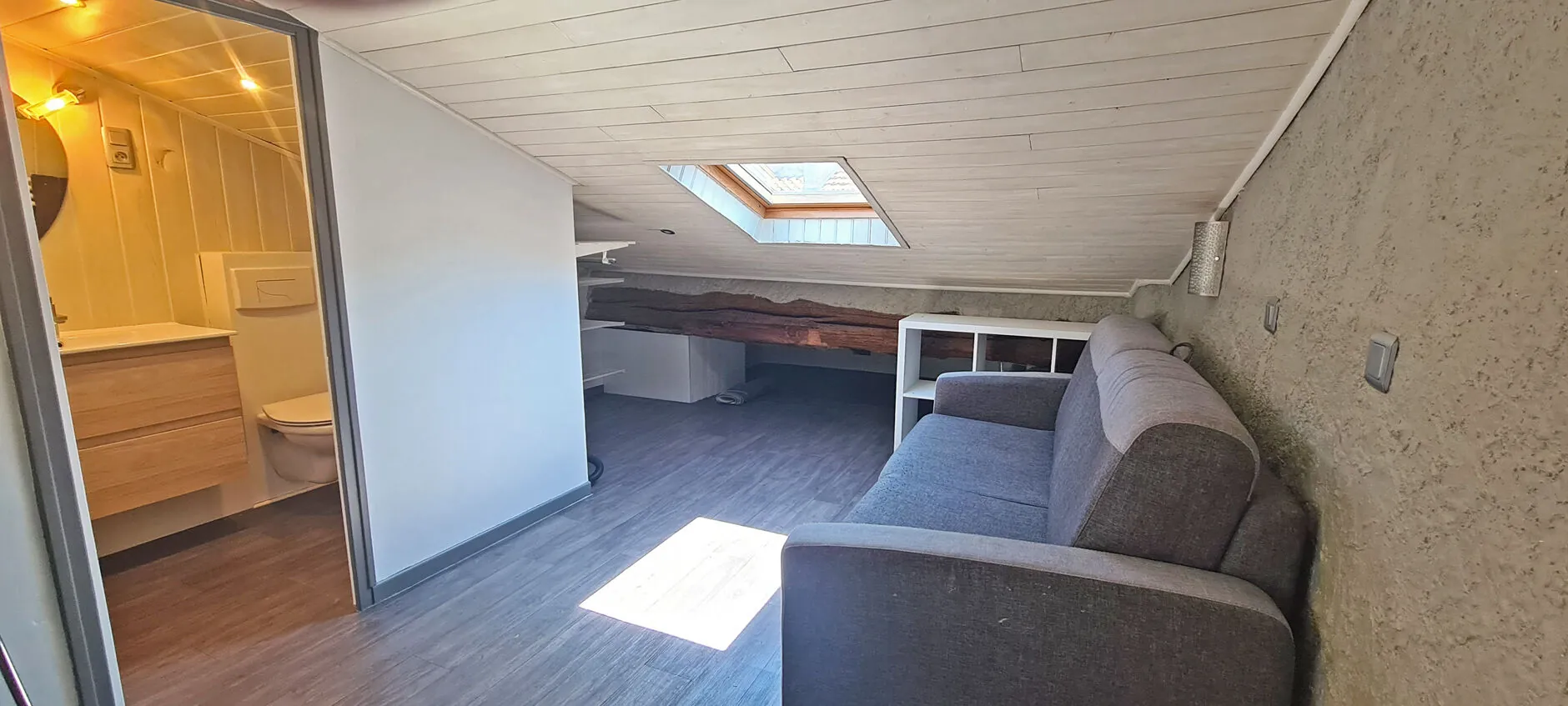 Studio rénové à Bayonne proche des halles et de la cathédrale à moins de 90 000 € 