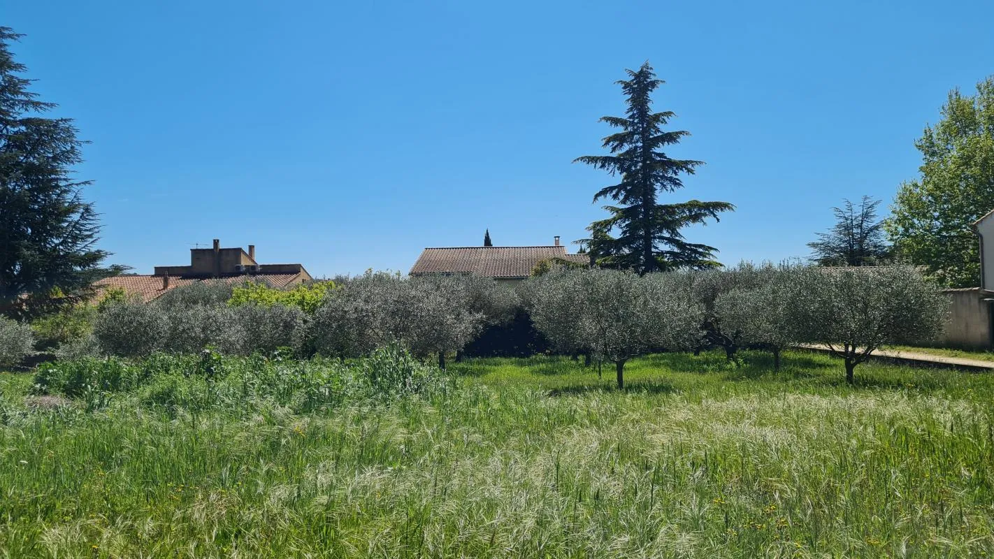 Terrains constructibles à Pujaut de 900 m² avec permis de construire