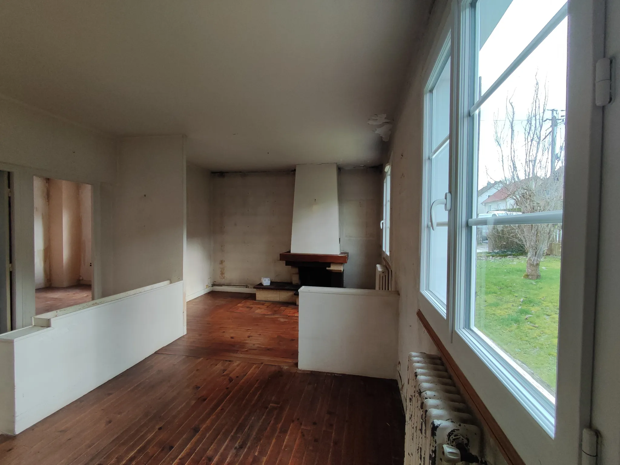 Maison de plain-pied à rénover au parc Sainte-Croix à Eu 