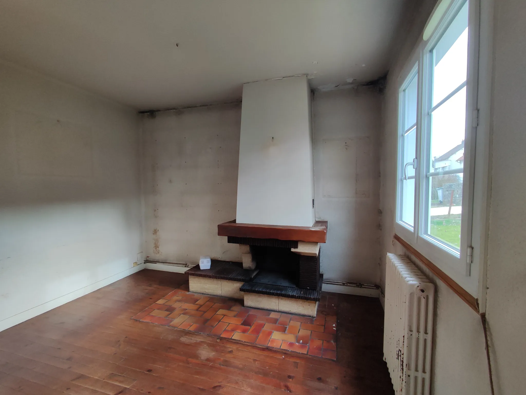 Maison de plain-pied à rénover au parc Sainte-Croix à Eu 