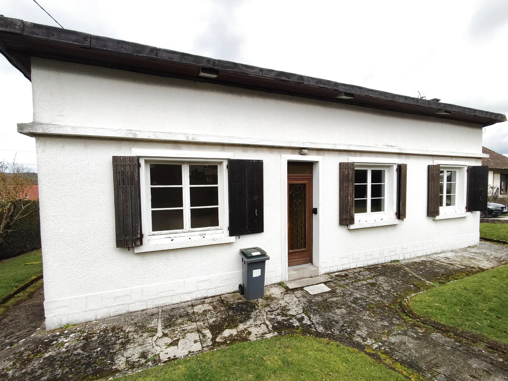 Maison de plain-pied à rénover au parc Sainte-Croix à Eu 