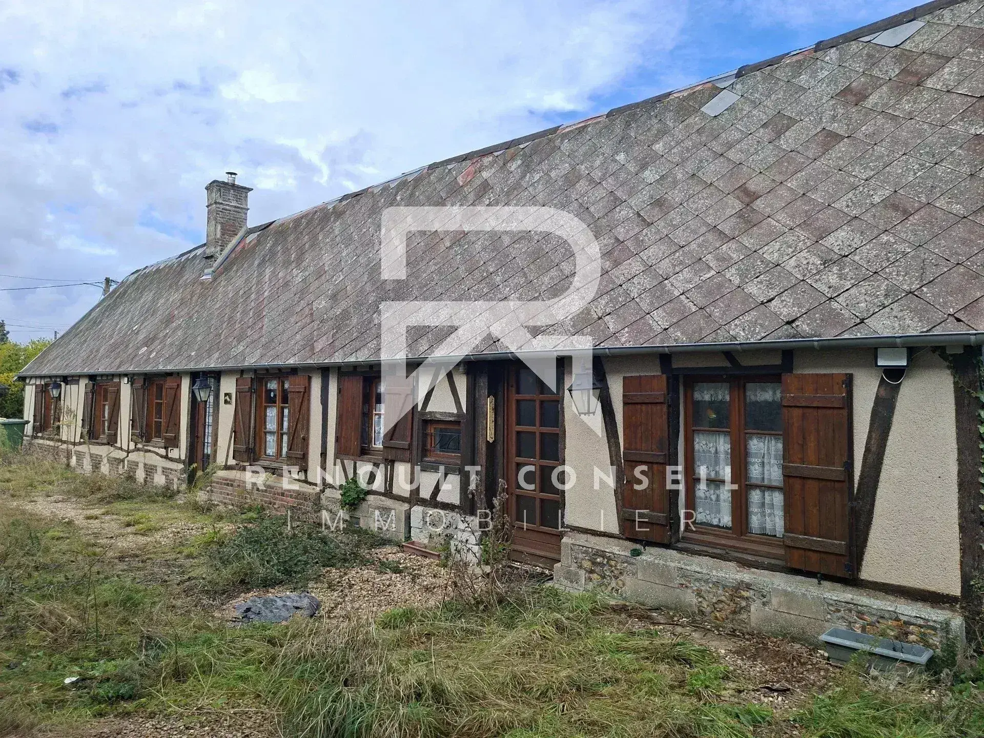 Longère à rafraîchir à Barquet, maison normande de 82 m² avec dépendance et garage